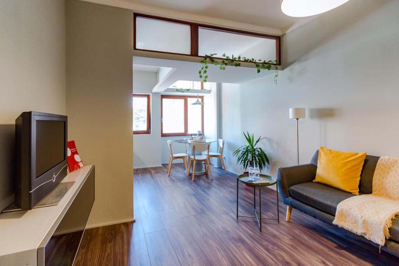 Family Trindad Flat Apartment Порто Екстериор снимка